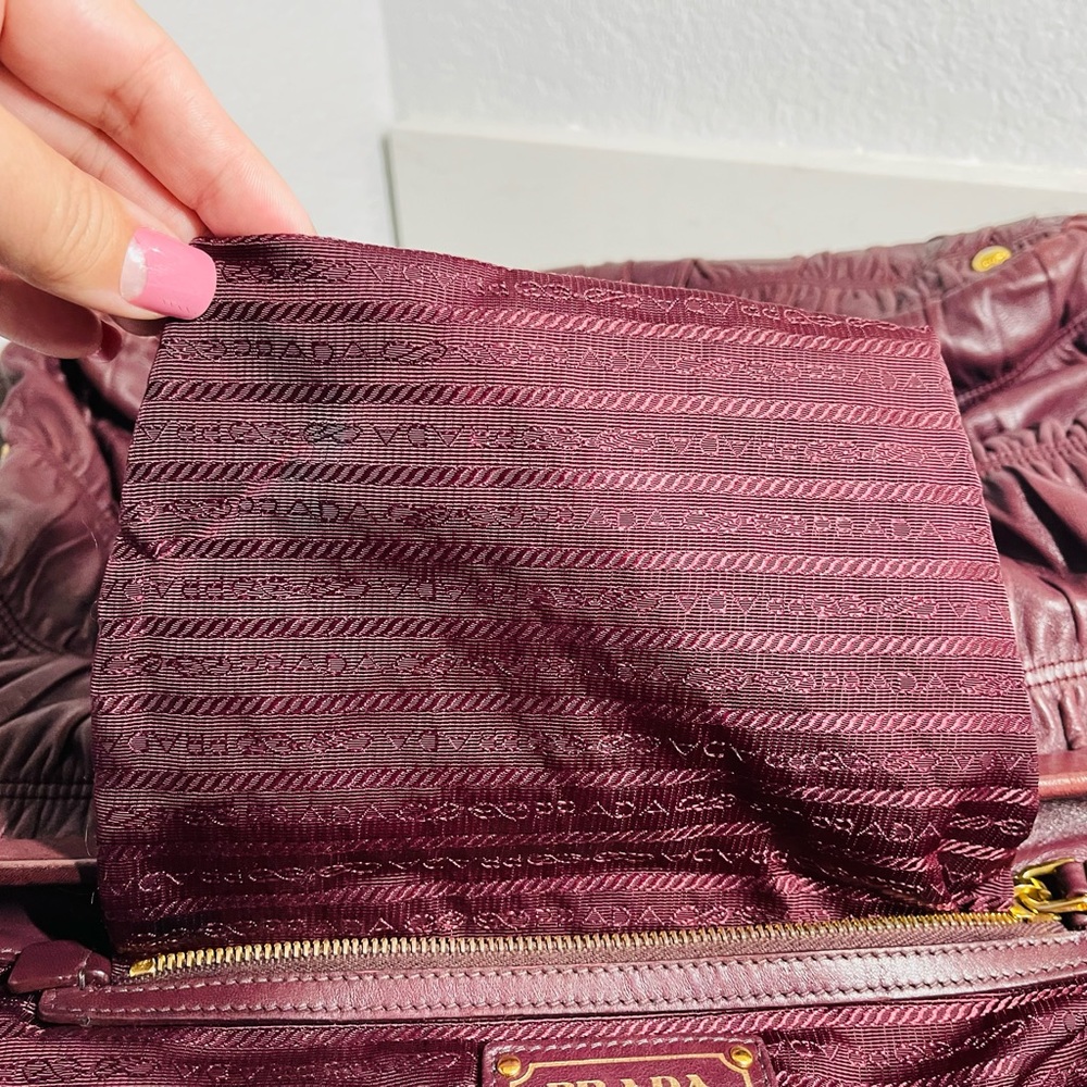 Prada Gaufre Handbag w Eggplant Napa Leather, great condition - Picture 15 of 17
